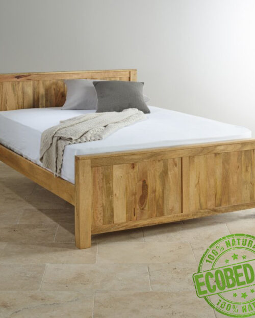 Кровать из массива натурального дерева Мантис