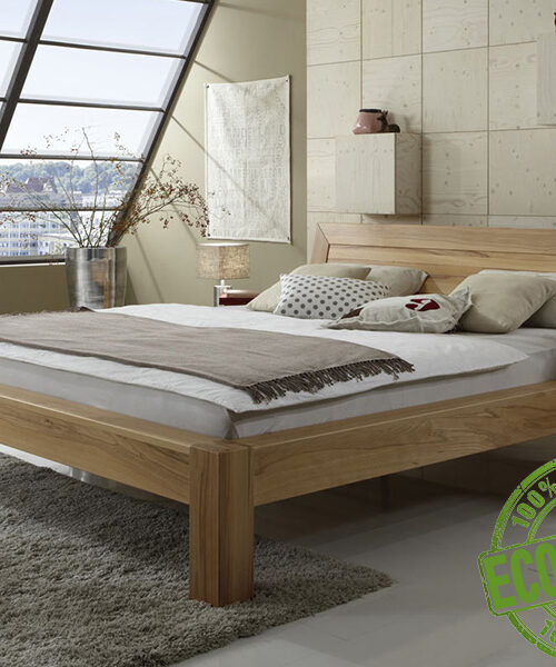 Кровать из массива натурального дерева Милано